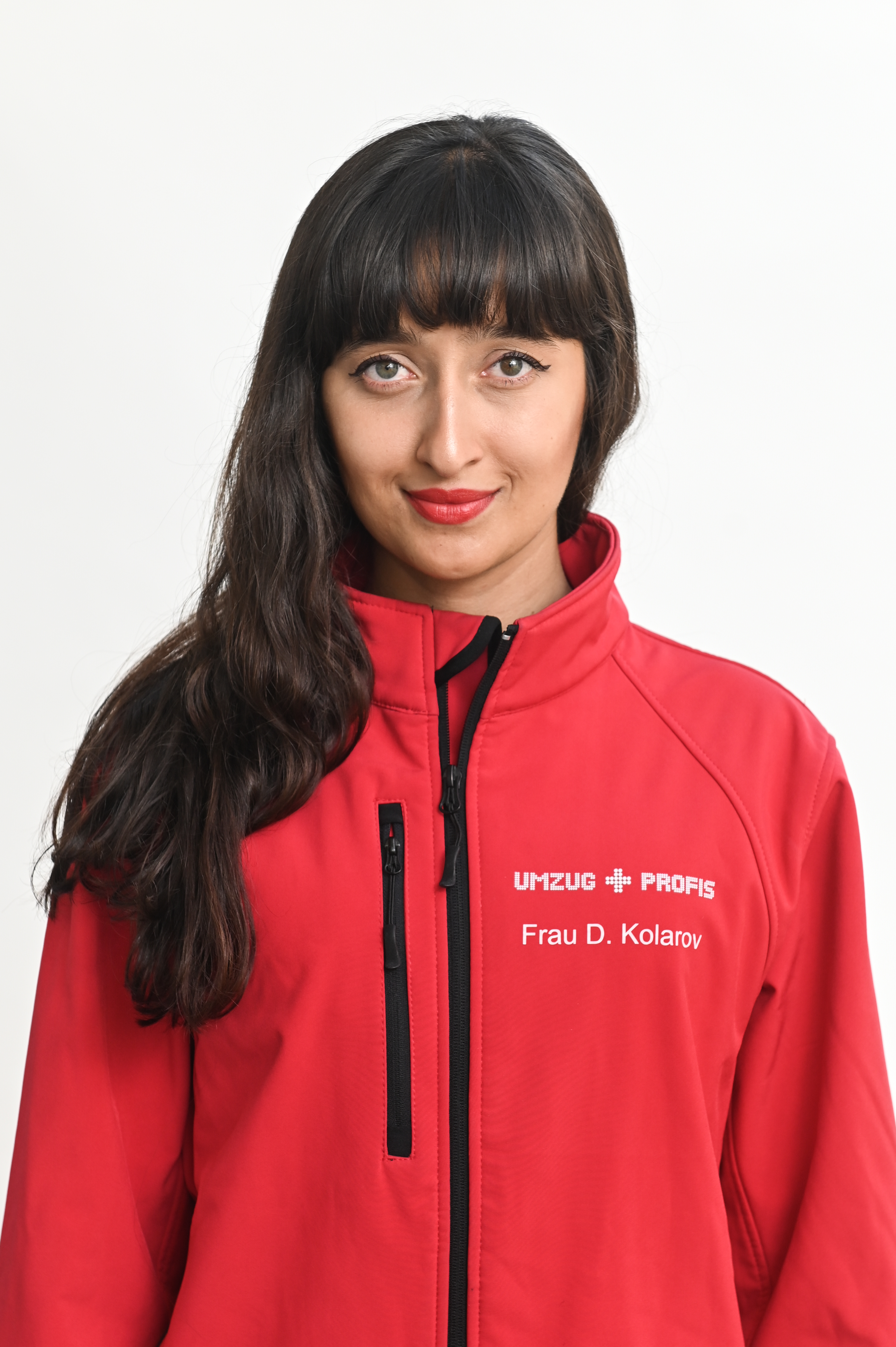 Frau D. Kolarov - Geschäftsführerin